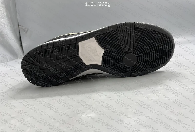 Dunk New VT - Takashi 220y - OVO Sneaker 5