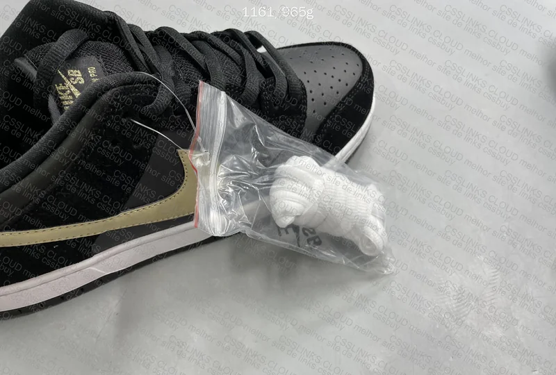 Dunk New VT - Takashi 220y - OVO Sneaker 6