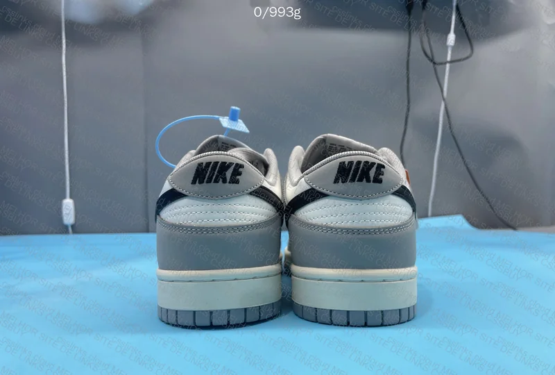 Nike Dunk Gray 3