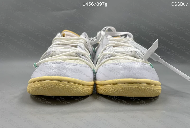 Dunk OW Lot 01/50