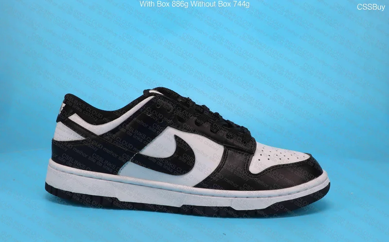 Dunk Panda Women's