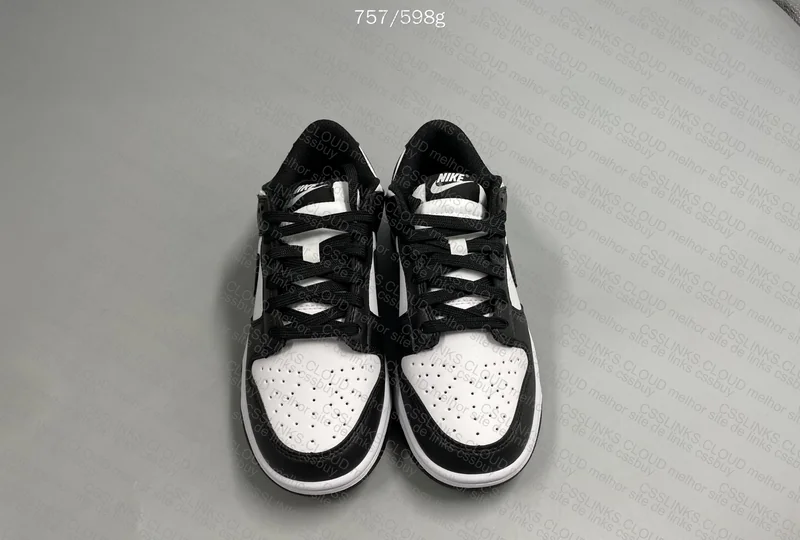 Dunk Panda Women's