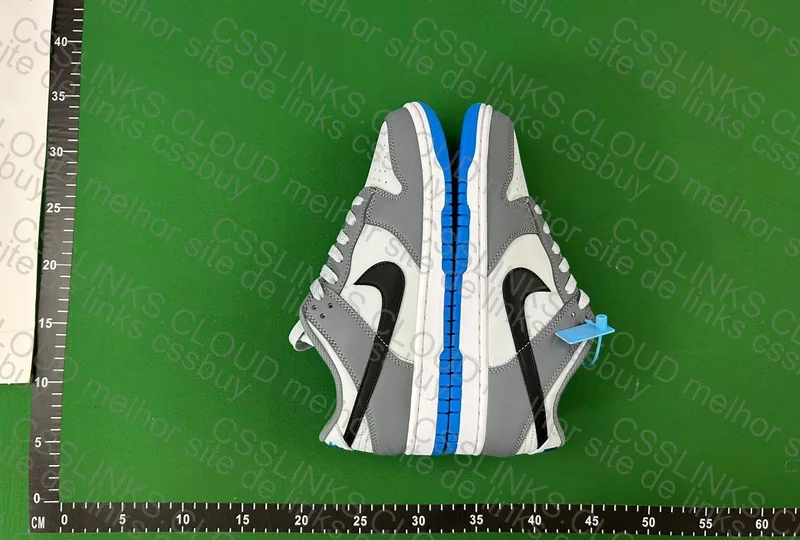Dunk Phantom light 3