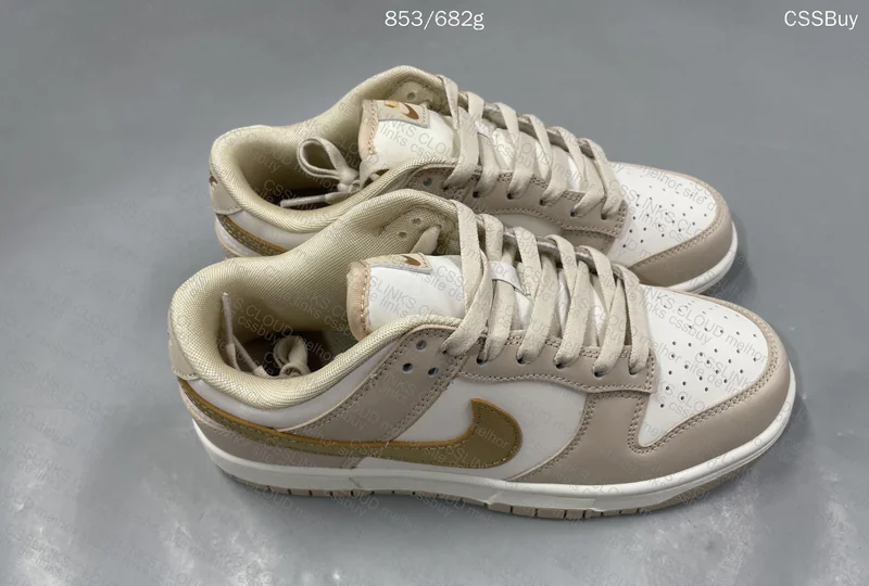 DUNK PHANTOM METALLIC GOLD (GL?)