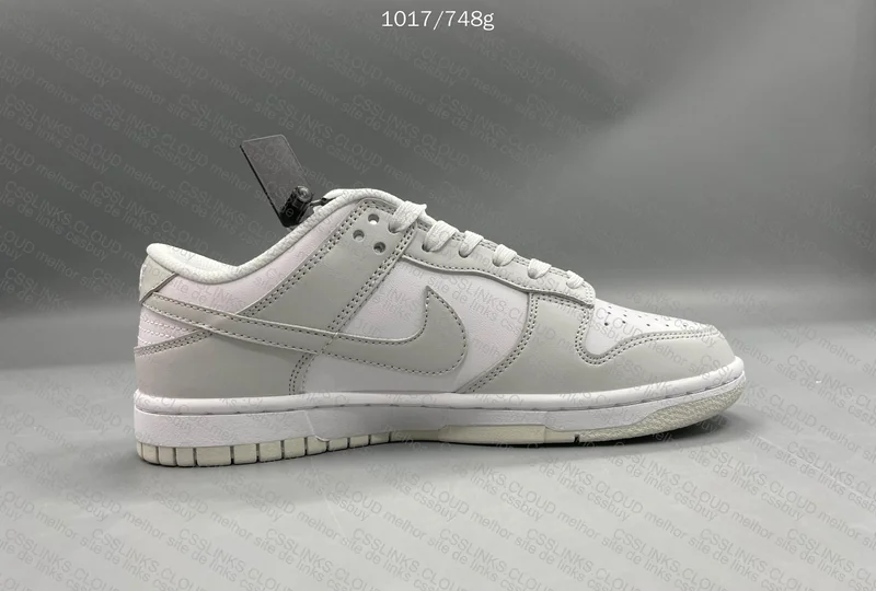 Dunk Photon Dust 4
