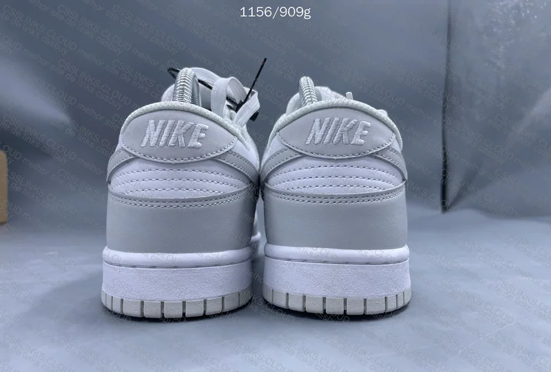 Dunk Photon Dust 4