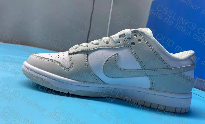 Dunk Photon Dust 10
