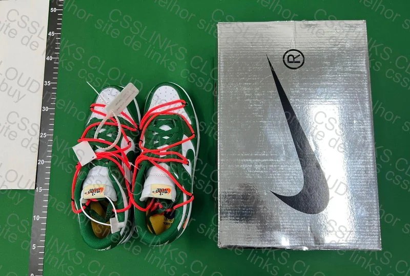 Dunk Pine Green Off White