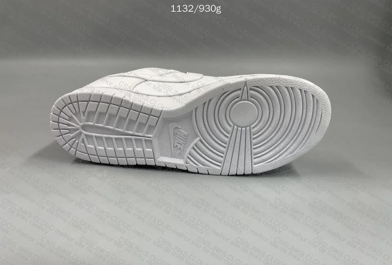 Dunk Pure White 9