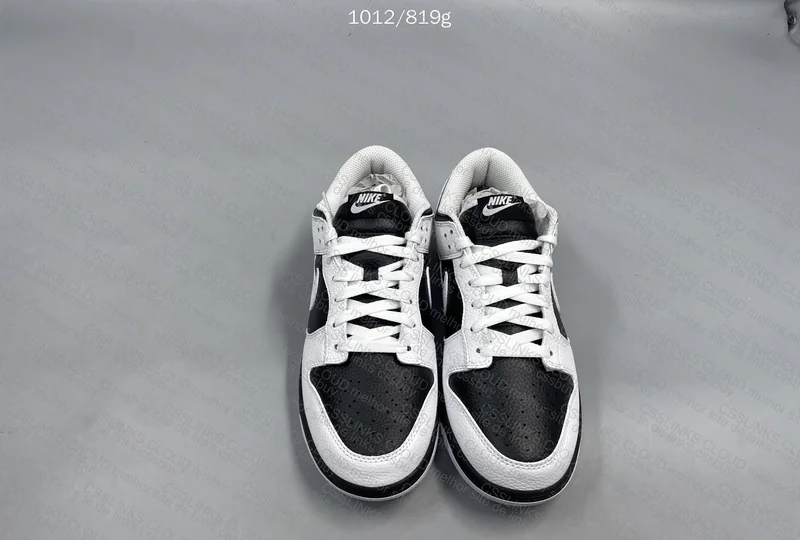 dunk reverse panda