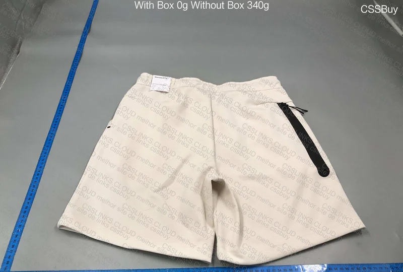 Dunk Reverse Panda / Nike Tech Fleece Shorts 10