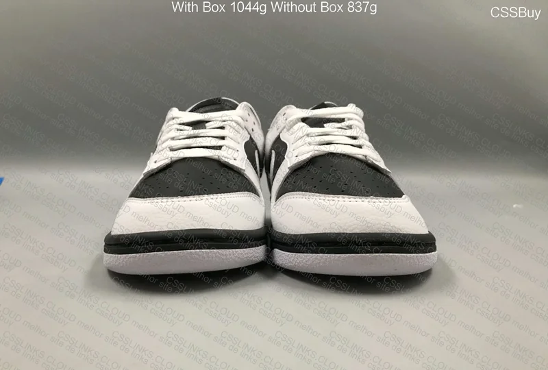 Dunk Reverse Panda / Nike Tech Fleece Shorts 2