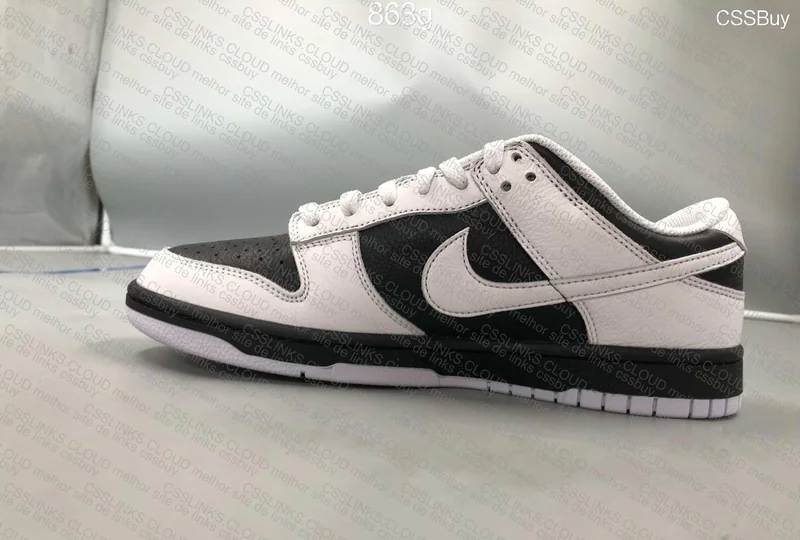 Dunk Reverse Panda, Primeira compra