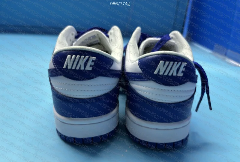 Dunk sale 70y batch M 2