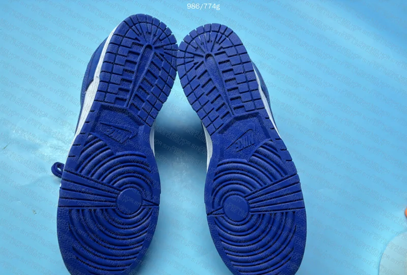 Dunk sale 70y batch M 4