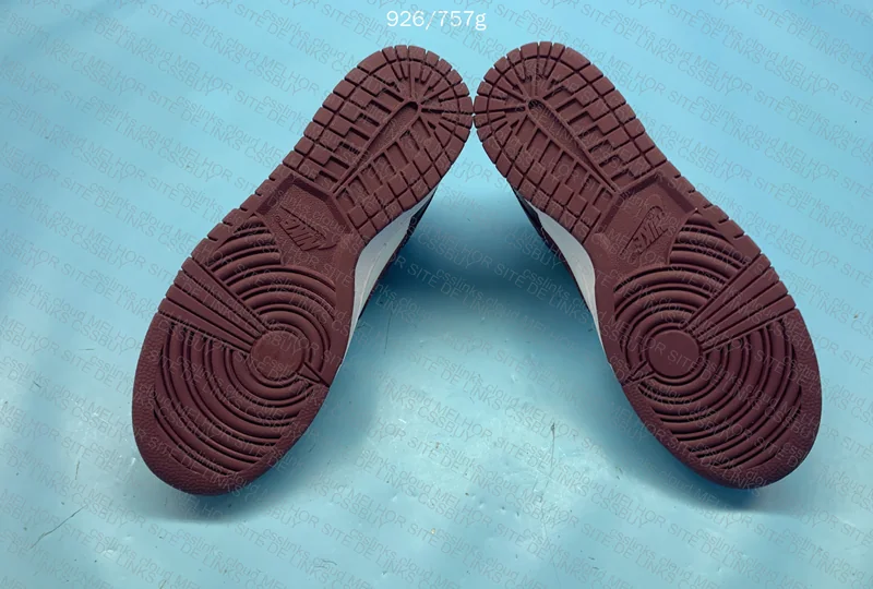 Dunk sale 70y batch M 9
