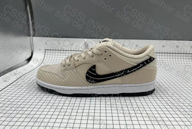 Dunk SB Albino M 7