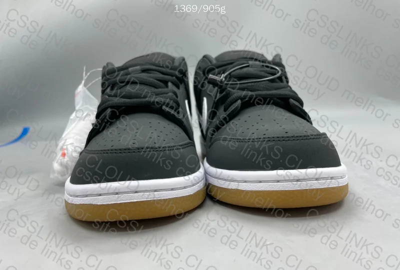 Dunk SB Black Gum 2