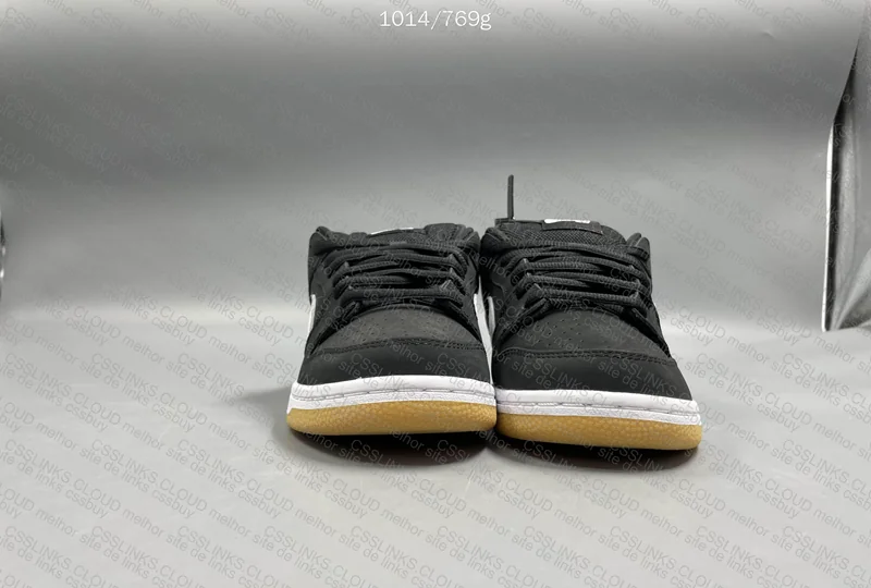 Dunk Sb black gum 2