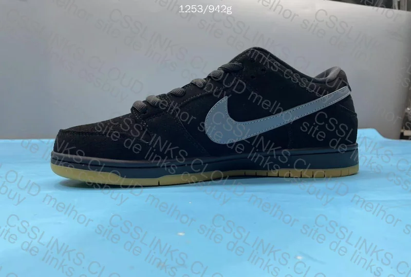 dunk sb black gum 5