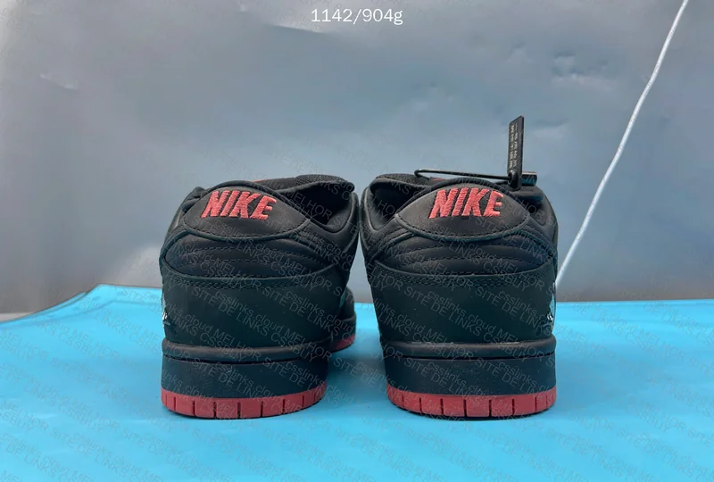 Dunk SB Black Pigeon 6
