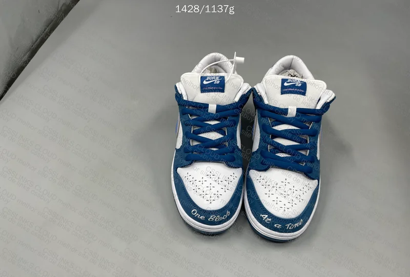 Dunk SB Born x Raised 5