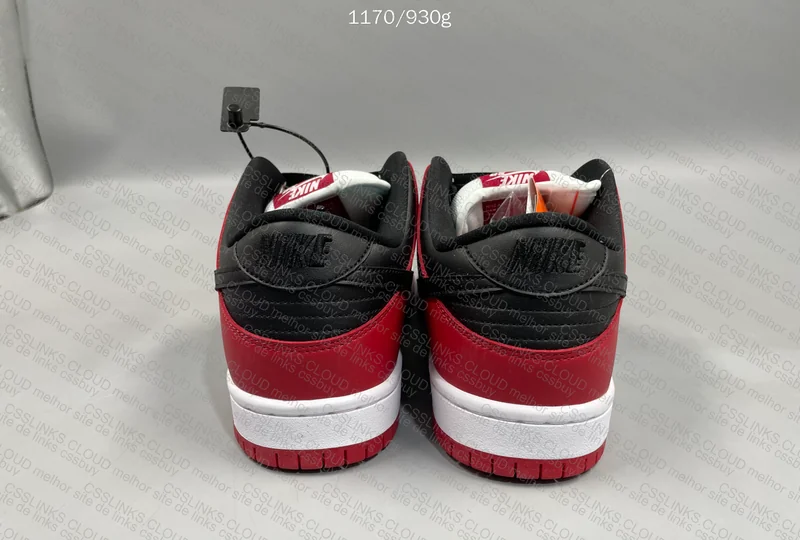 DUNK SB CHICAGO LOW GL? 3