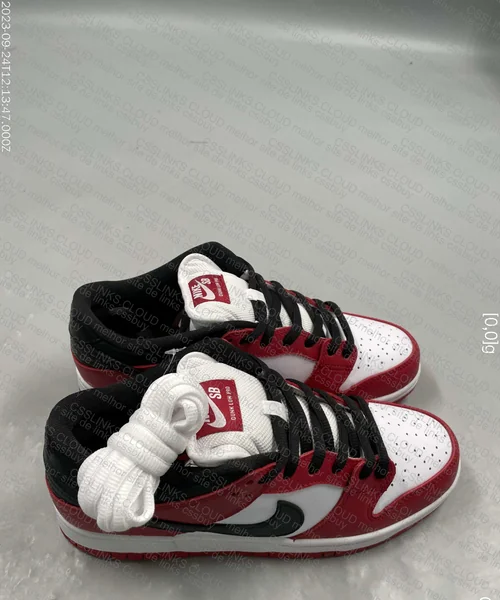 Dunk SB Chicago M batch