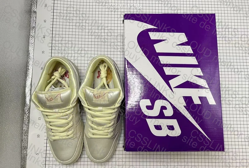 Dunk SB City of Love 5