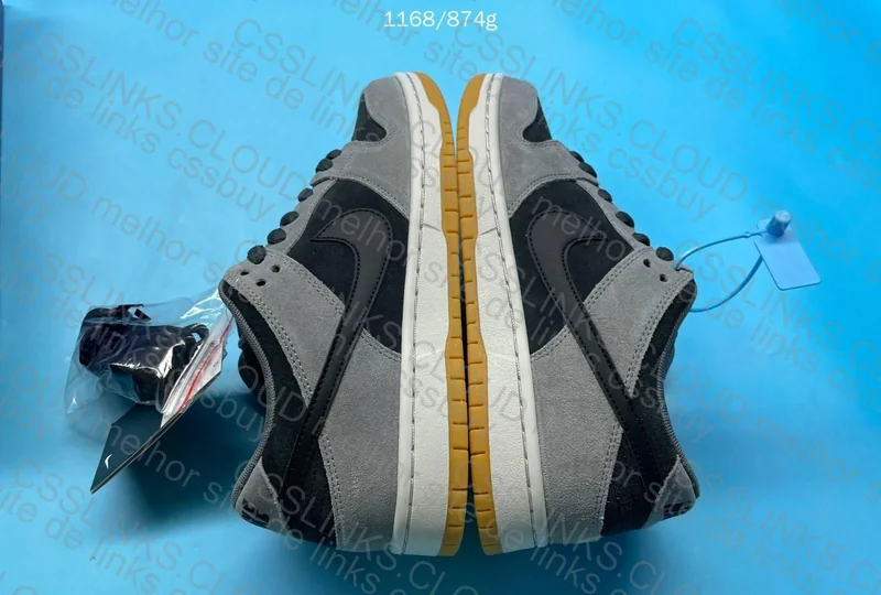 Dunk SB Dark Smoke Grey 2
