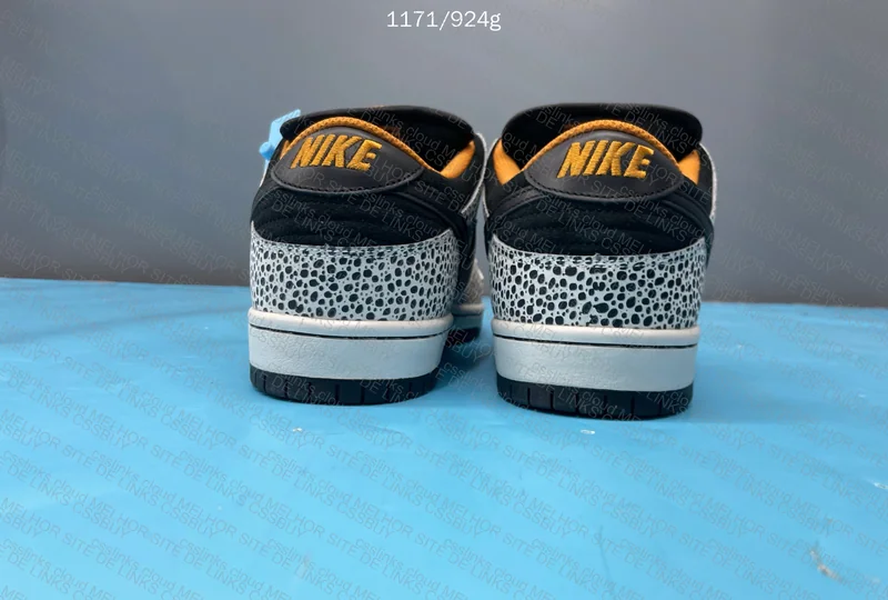 dunk sb electric pack olympic safari 3