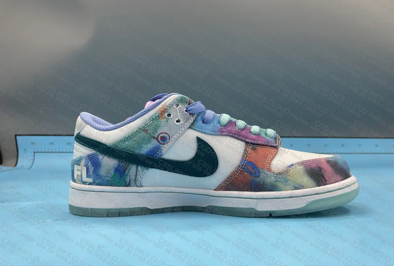 Dunk SB Futura 4