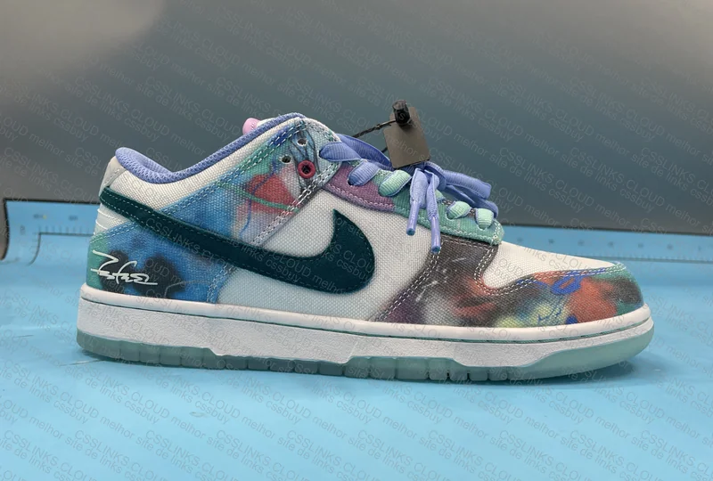 Dunk SB Futura 7