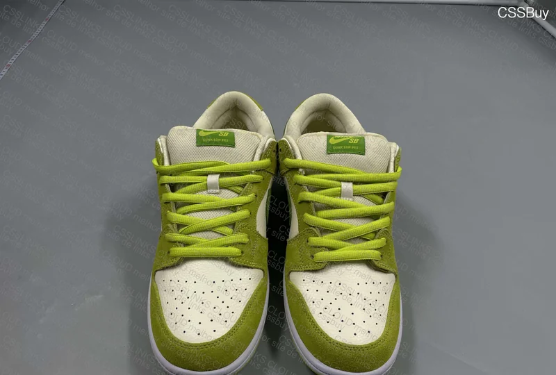Dunk SB Green Apple 4