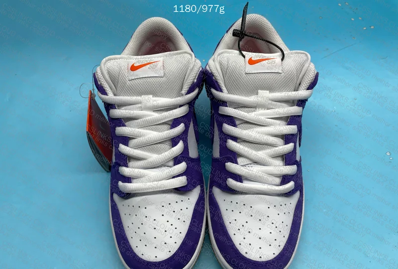 dunk sb ISO court purple