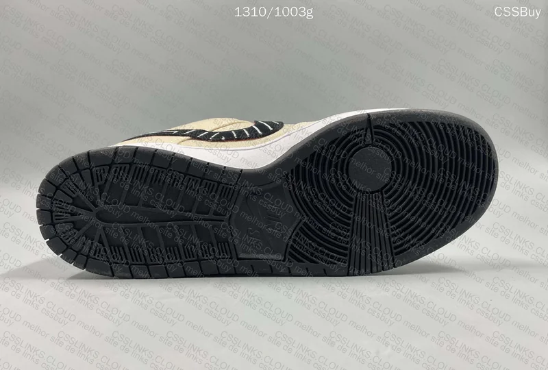 Dunk SB Low Albino & Black 7