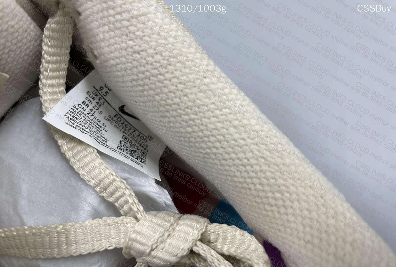 Dunk SB Low Albino & Black 8