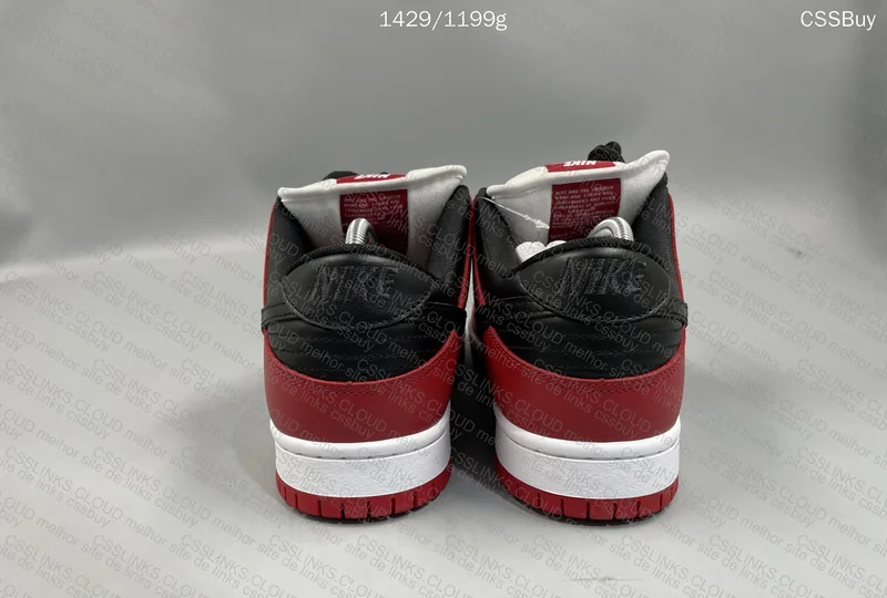Dunk SB Low "Chicago" (M) 3