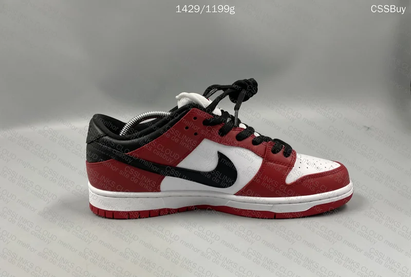 Dunk SB Low "Chicago" (M) 8