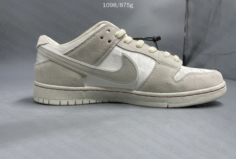 Dunk SB Low City of Love Light Bone 5
