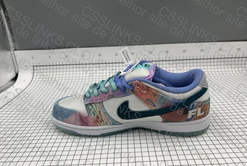 dunk sb low futura m batch 5