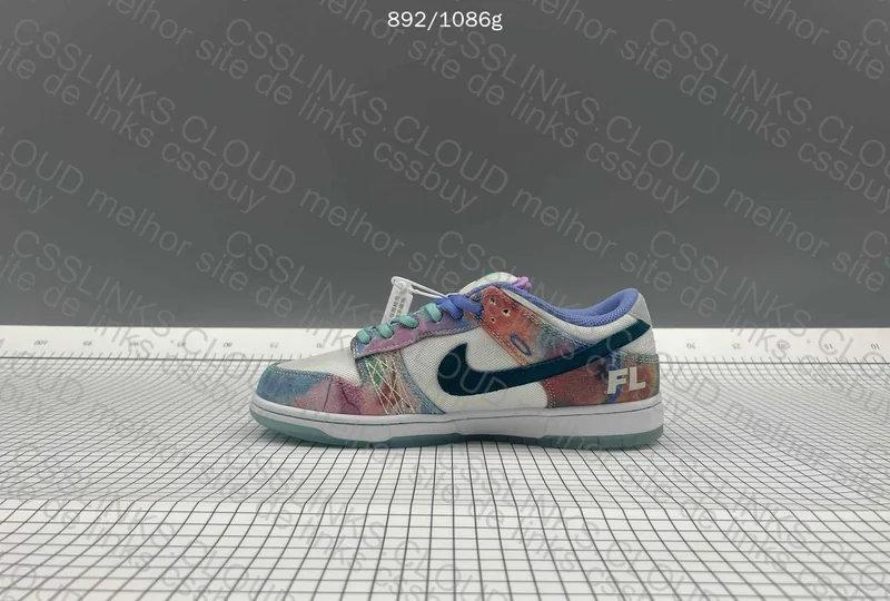 Dunk SB Low Future