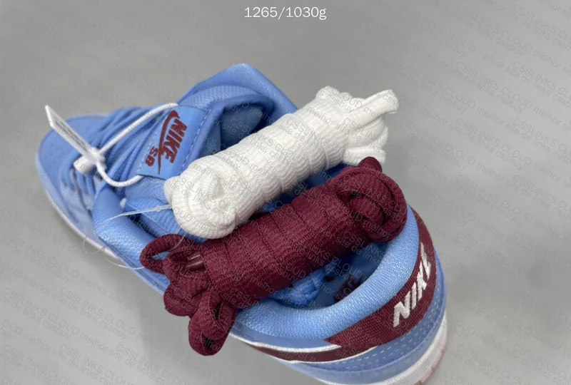 Dunk SB Low Phillies 9