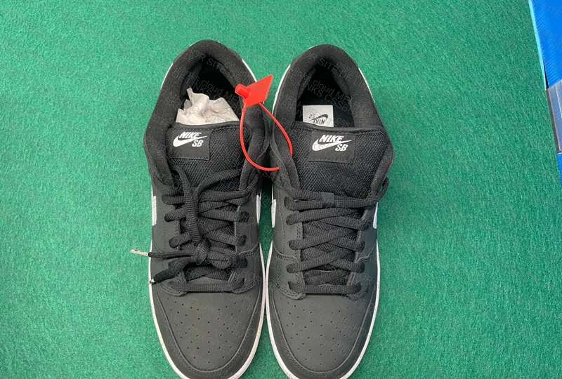Dunk SB Low Pro (Kz Sale)