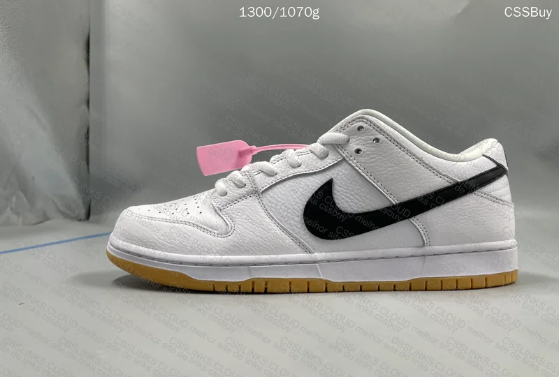 Dunk SB Low Pro 'White Gum'