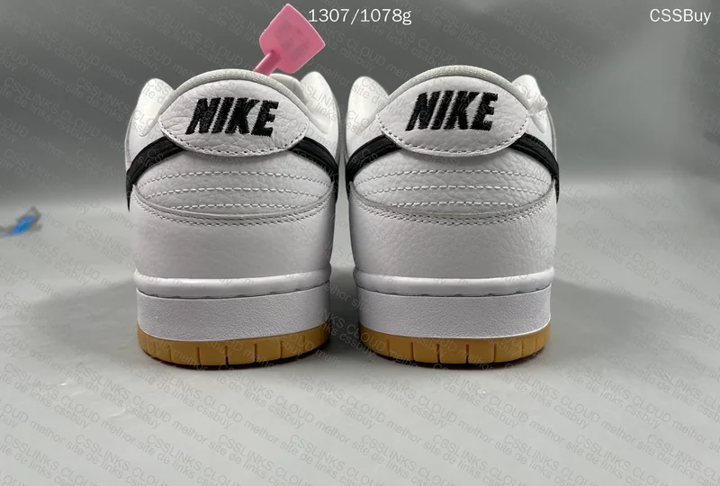 Dunk SB Low Pro 'White Gum'