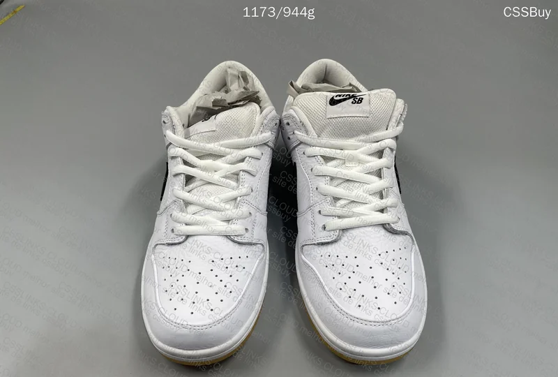 Dunk SB low White Gum 7