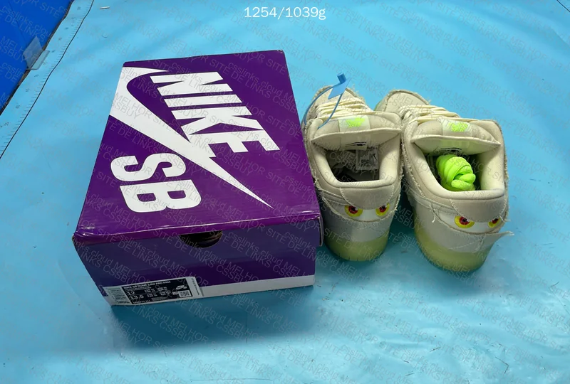 Dunk Sb Mummy - M Batch 4