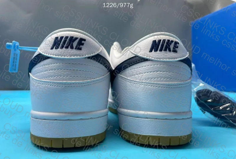 Dunk SB Orange Label 9
