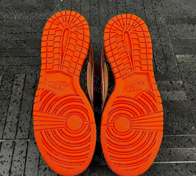 Dunk sb orange lobster